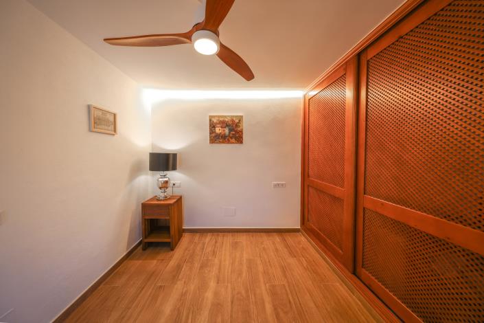 Image No.46-4 Bed Villa / Detached for sale