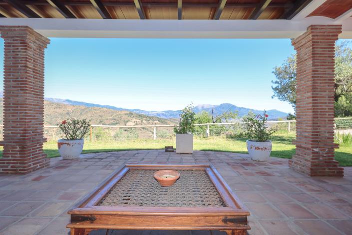 Image No.56-4 Bed Villa / Detached for sale