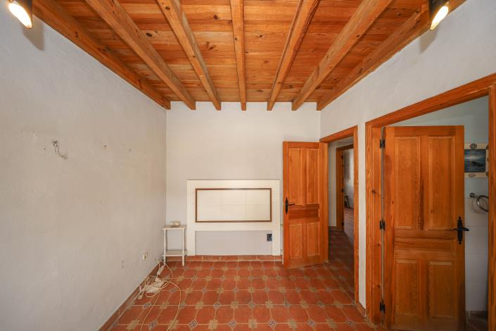 Image No.29-3 Bed Townhouse for sale