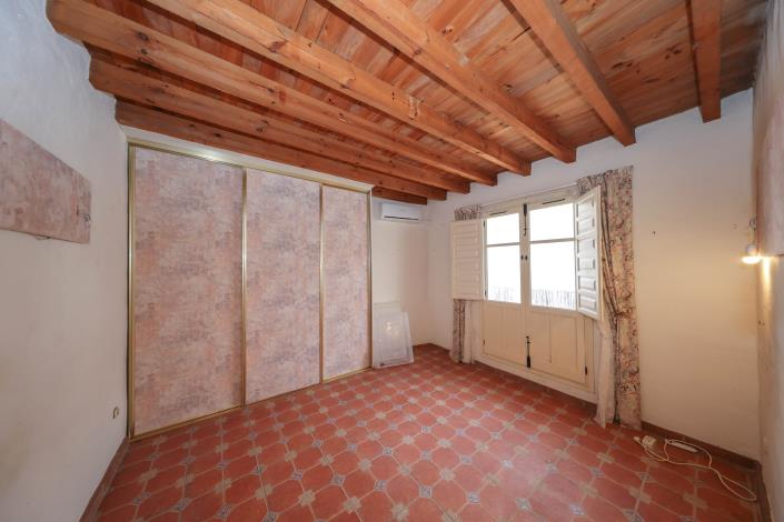 Image No.31-3 Bed Townhouse for sale