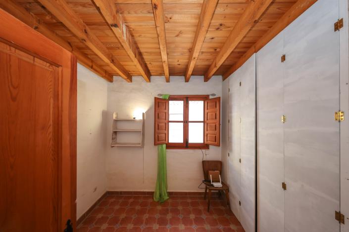 Image No.36-3 Bed Townhouse for sale
