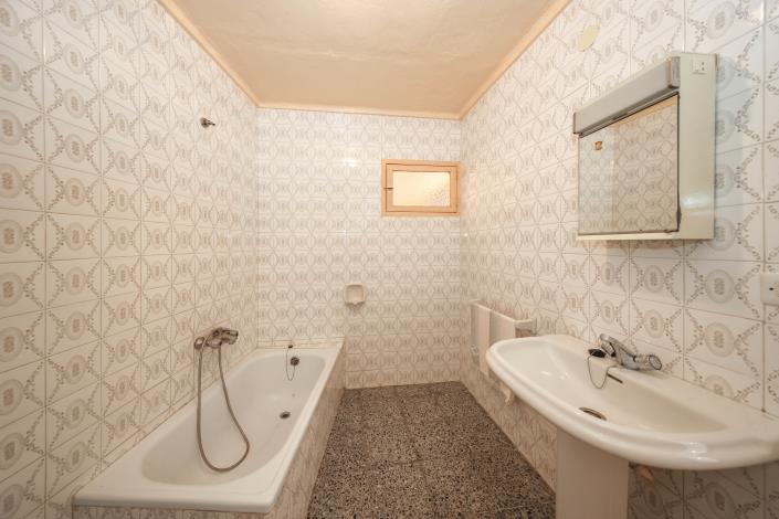 Image No.21-3 Bed Townhouse for sale