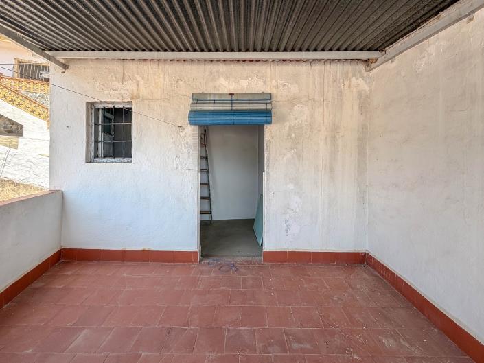 Image No.37-3 Bed Townhouse for sale