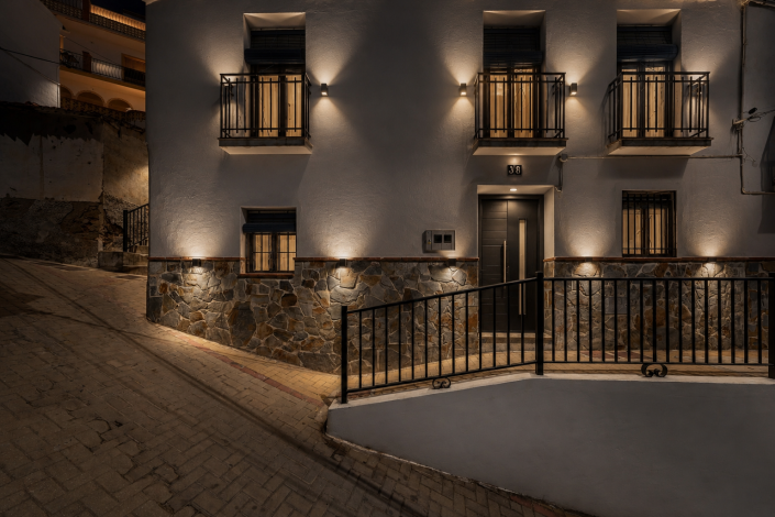 Image No.3-3 Bed Townhouse for sale