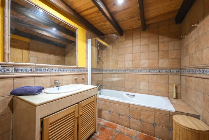Image No.25-3 Bed Villa / Detached for sale