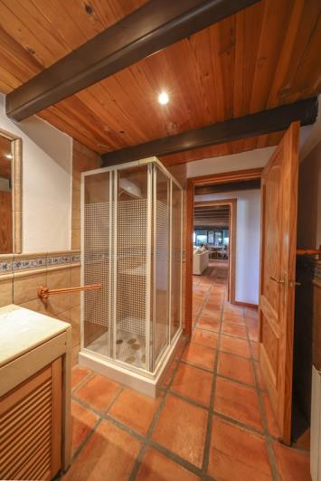 Image No.35-3 Bed Villa / Detached for sale