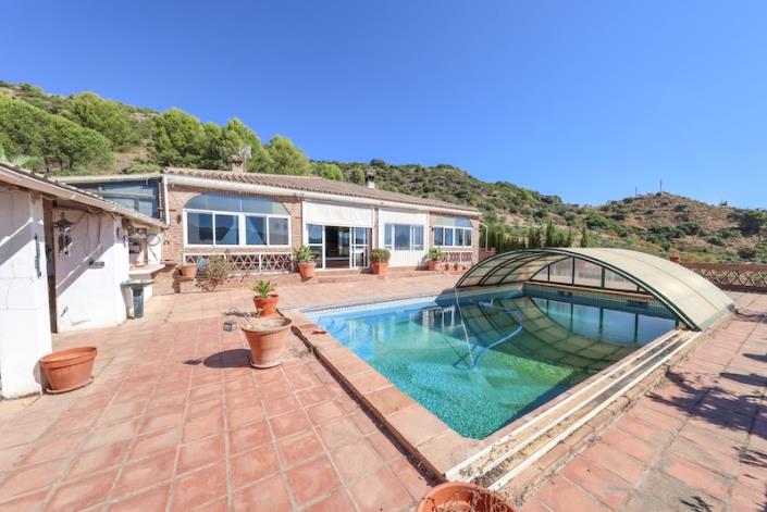 Image No.43-3 Bed Villa / Detached for sale