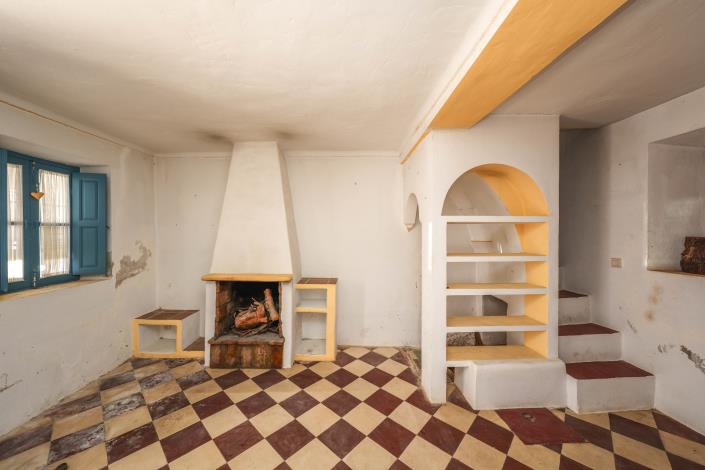 Image No.9-1 Bed Townhouse for sale