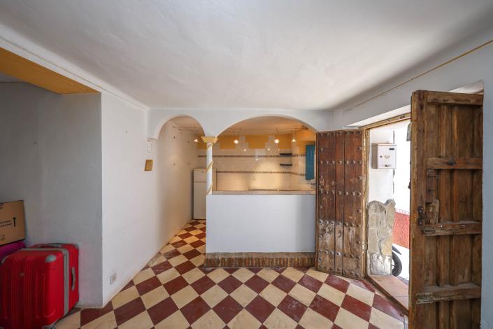 Image No.11-1 Bed Townhouse for sale