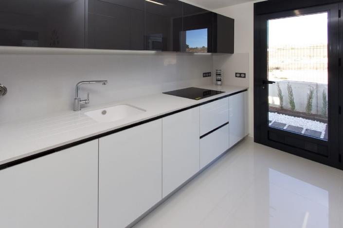 Image No.3-4 Bed Villa / Detached for sale