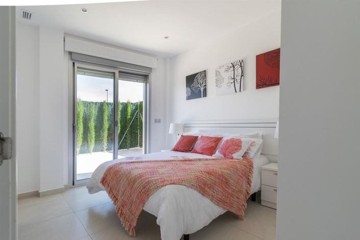 Image No.12-3 Bed Villa for sale