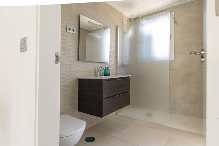 Image No.13-3 Bed Villa for sale