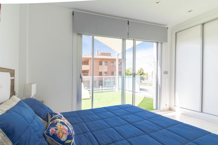 Image No.18-3 Bed Villa for sale