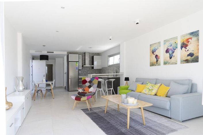 Image No.2-3 Bed Villa for sale