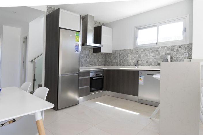 Image No.3-3 Bed Villa for sale