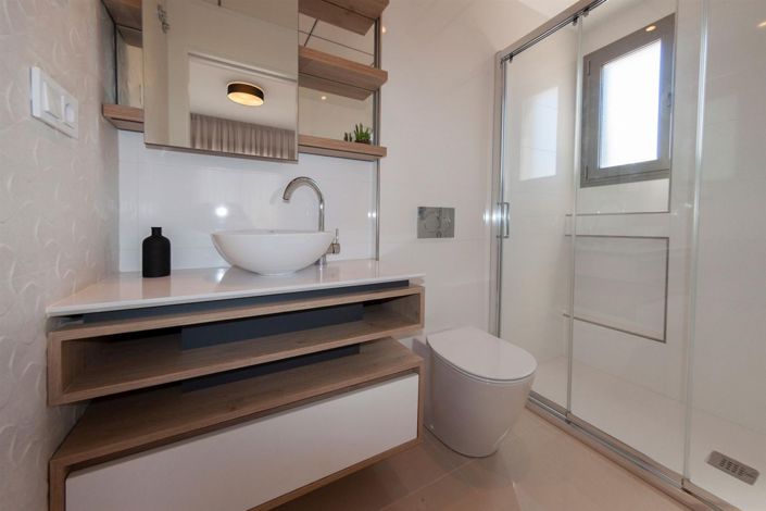 Image No.10-3 Bed Villa for sale