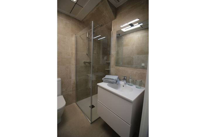 Image No.24-3 Bed Townhouse for sale