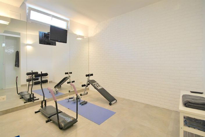 Image No.26-5 Bed Villa for sale