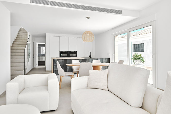 Image No.2-3 Bed Villa for sale