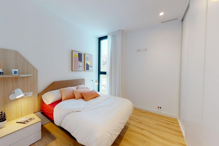 Image No.18-2 Bed Apartment for sale