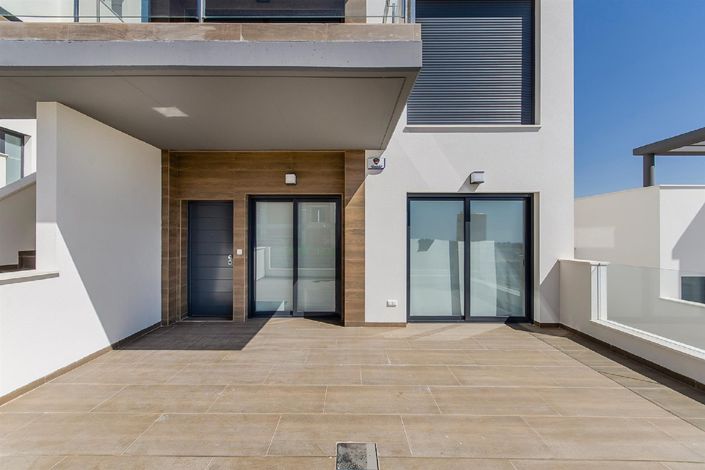 Image No.21-2 Bed Apartment for sale