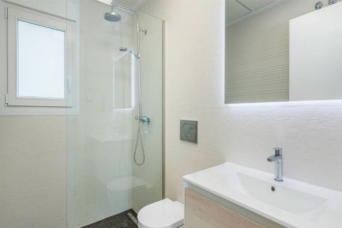 Image No.10-3 Bed Villa for sale