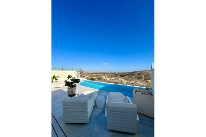 Image No.8-Villa de 5 chambres à vendre à Rojales