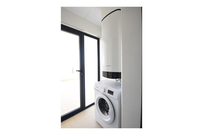 Image No.25-2 Bed Apartment for sale