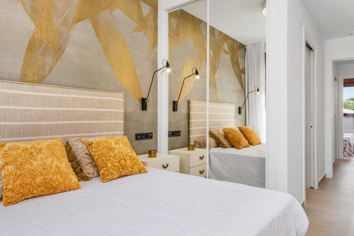 Image No.12-2 Bed Apartment for sale