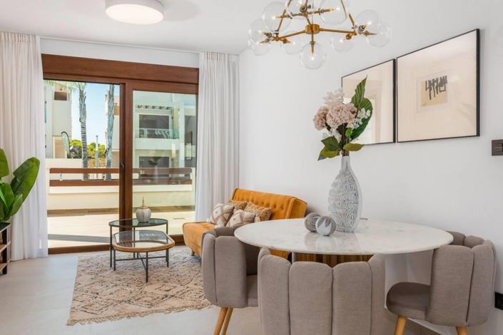 Image No.4-2 Bed Apartment for sale