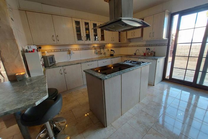 Image No.4-5 Bed Finca for sale