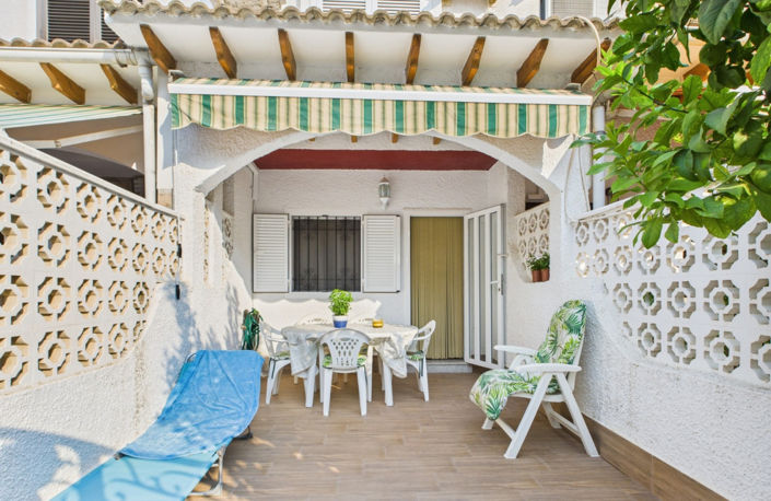 Image No.1-2 Bed Townhouse for sale