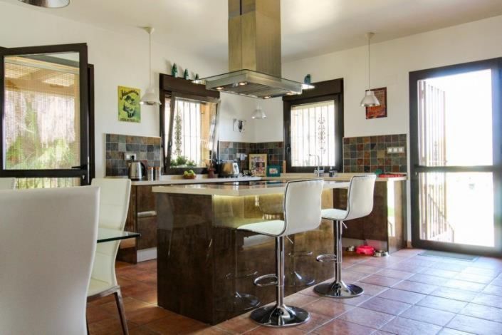 Image No.10-4 Bed Villa for sale