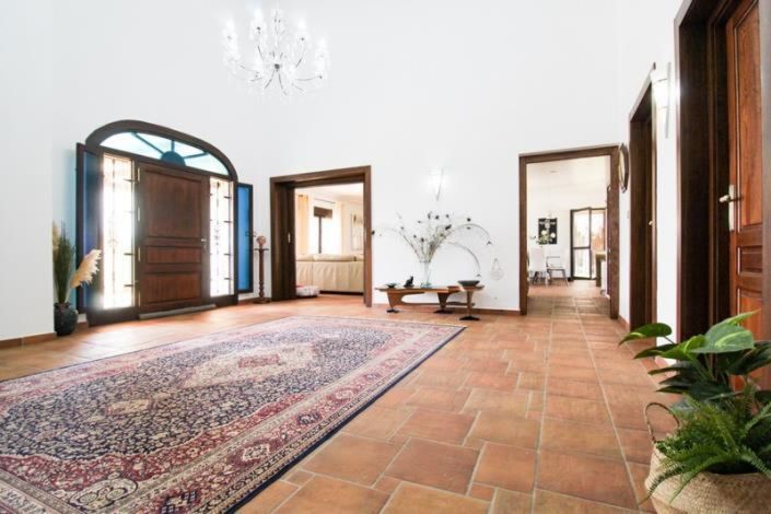 Image No.15-4 Bed Villa for sale