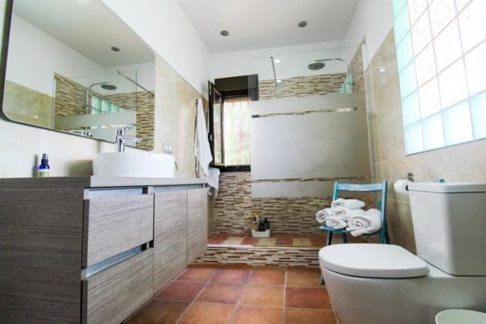 Image No.18-4 Bed Villa for sale