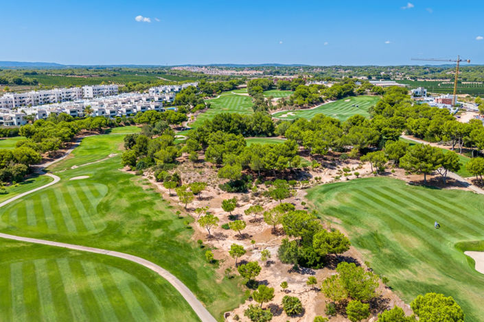 Image No.55-3 Bed Townhouse for sale