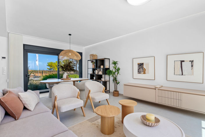 Image No.2-3 Bed Townhouse for sale