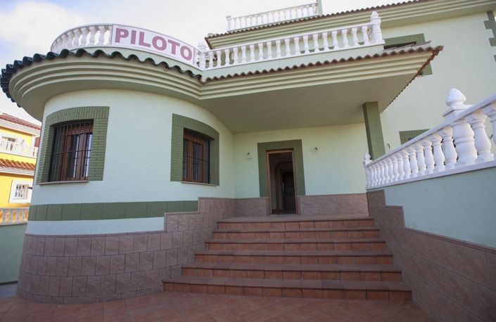 Image No.1-Villa de 3 chambres à vendre à Torrevieja