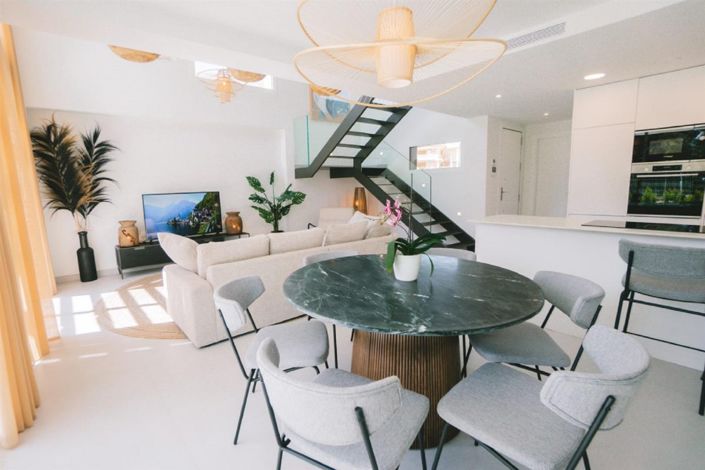 Image No.7-3 Bed Villa for sale