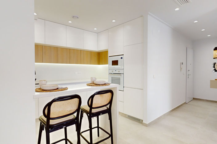 Image No.8-3 Bed Apartment for sale