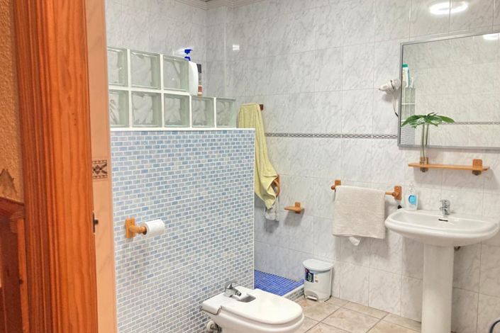 Image No.18-Maison de ville de 6 chambres à vendre à Catral