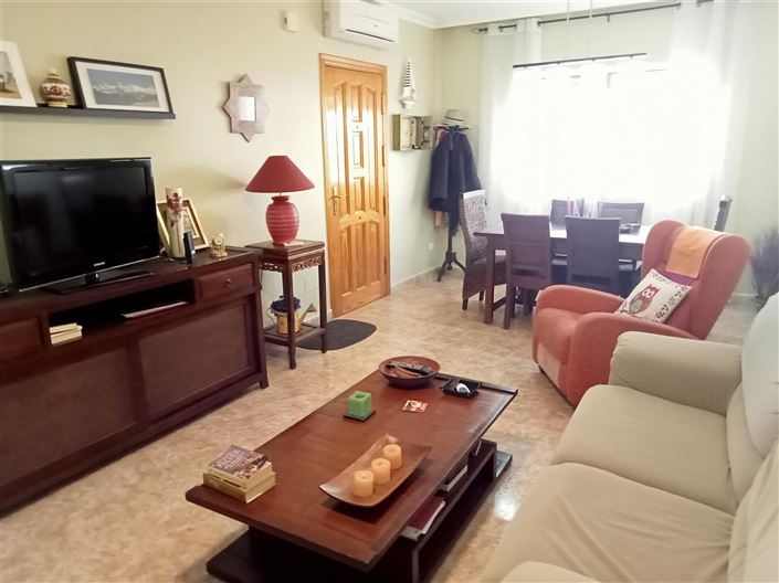 Image No.2-4 Bed Townhouse for sale