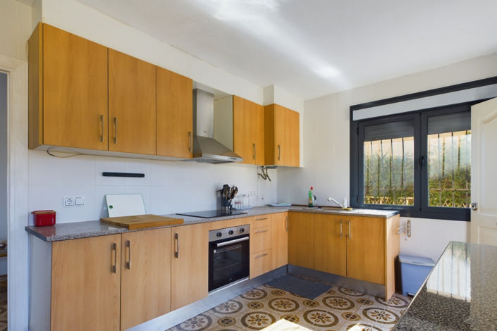 Image No.11-4 Bed Townhouse for sale