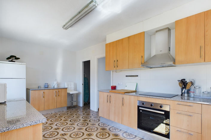 Image No.13-4 Bed Townhouse for sale