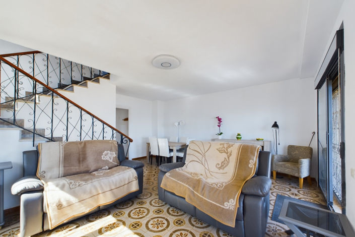 Image No.19-4 Bed Townhouse for sale