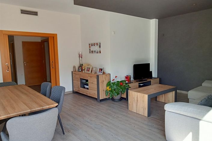 Image No.10-3 Bed Villa for sale