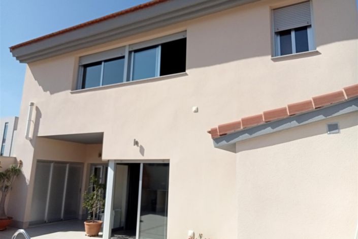 Image No.37-3 Bed Villa for sale