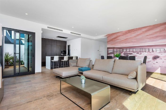 Image No.4-3 Bed Villa for sale