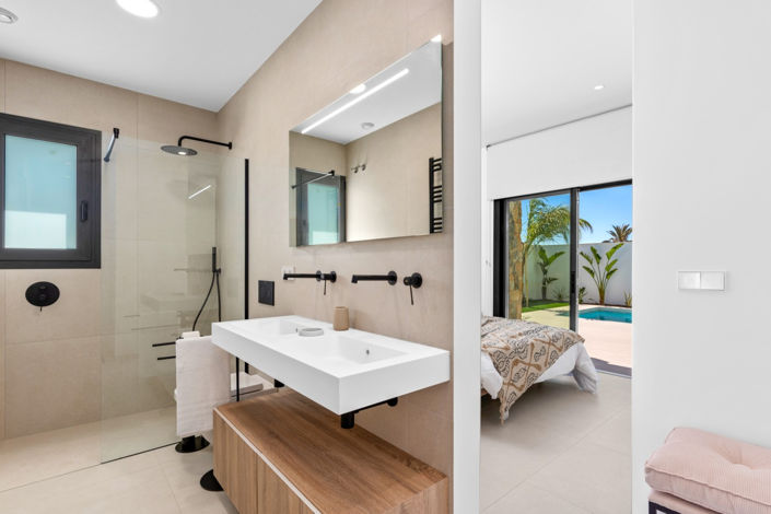 Image No.19-3 Bed Villa for sale