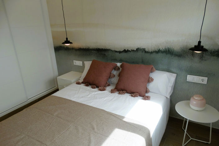 Image No.18-2 Bed Apartment for sale